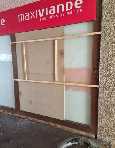 mise en sécurité et remplacement de vitrage d'un magasin à Caen - SEA Catherine