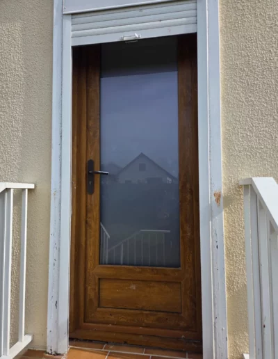 Remplacement vitrage de la porte d'entrée d'une maison à Caen