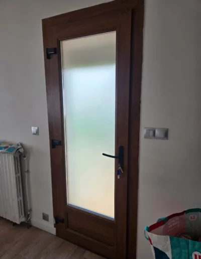 Remplacement vitrage de la porte d'entrée d'une maison à Caen